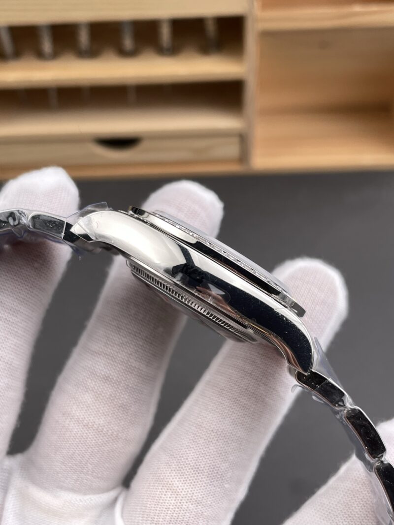 Rolex Daytona Tiger Diamond Steel