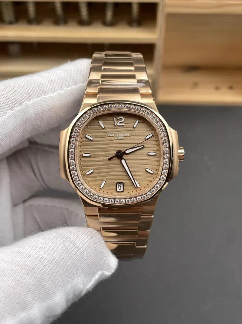 Patek Philippe Nautilus 7118 Rose Gold 35.2mm