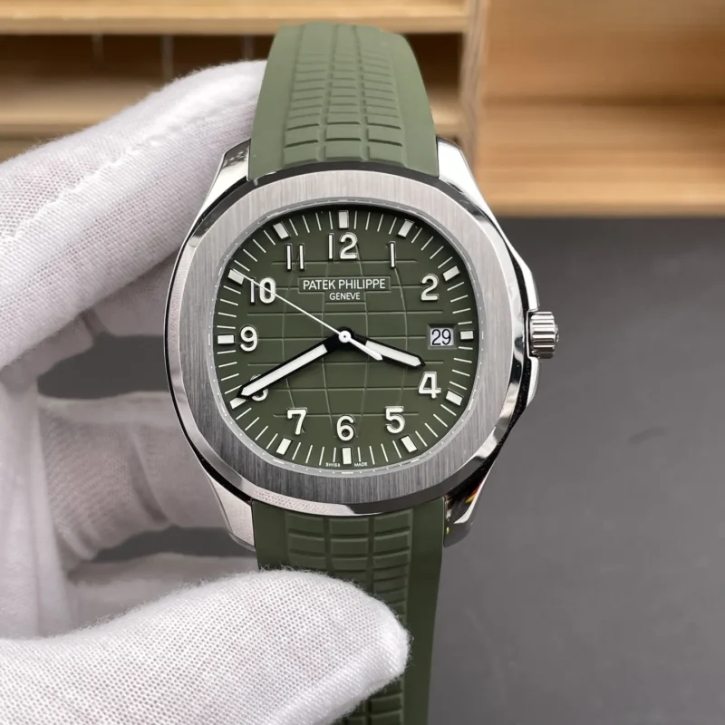 img01_0028_3K_百达翡丽_手雷_5168G_牛油果绿_V5版_42mm_330机芯.webp Patek Philippe Aquanaut 5168 Avocado Green 42mm