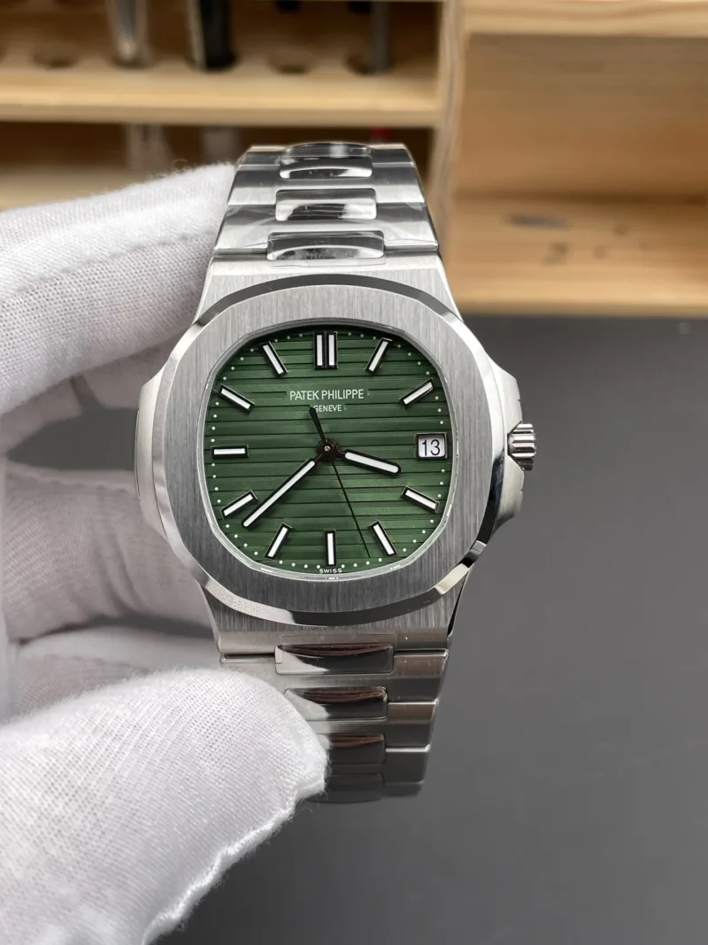Patek Philippe Nautilus 5711 Green 40mm