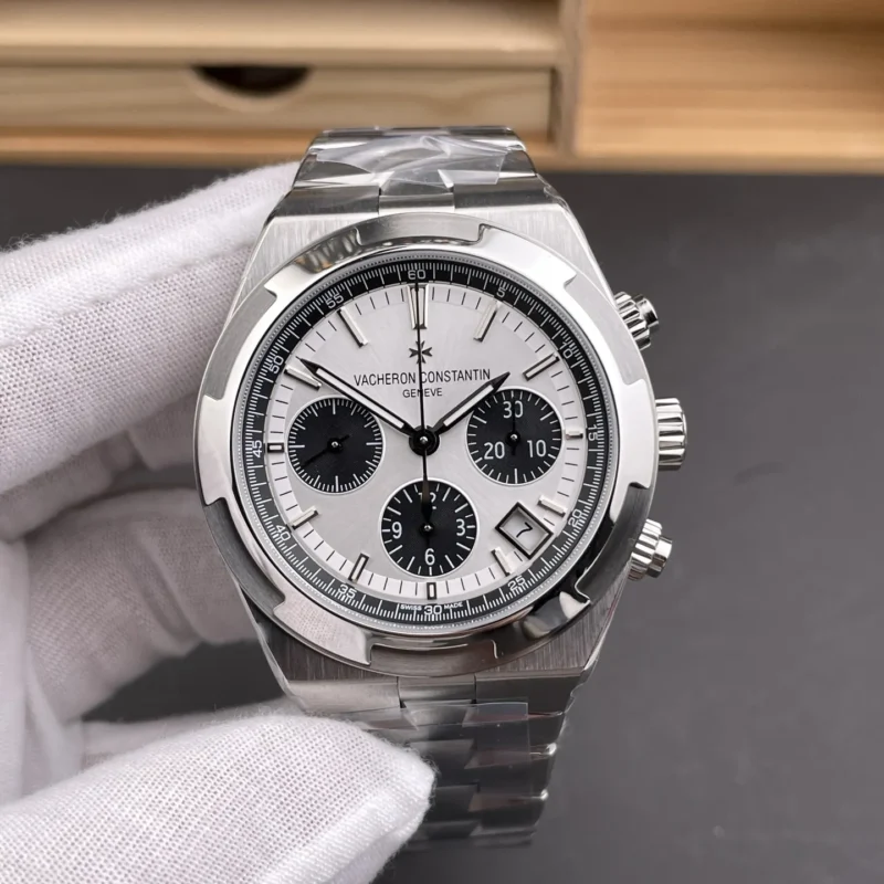 Vacheron Constantin Overseas 5500 Panda 42mm
