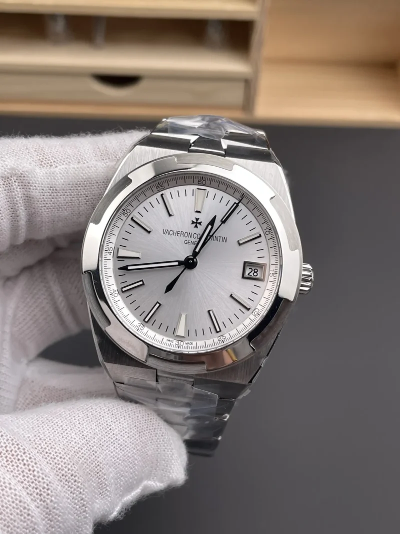 Vacheron Constantin Overseas 4500 Silver White 41mm