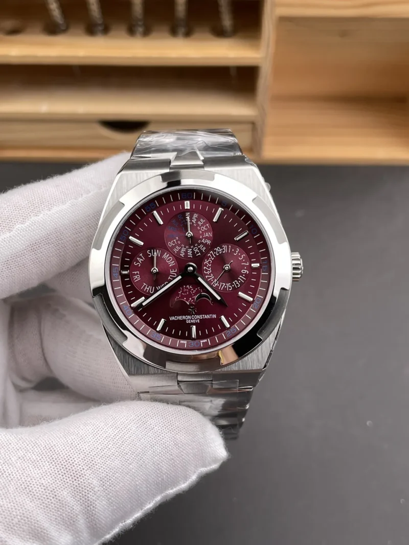 Vacheron Constantin Overseas 4300 Red Dial 41.5mm