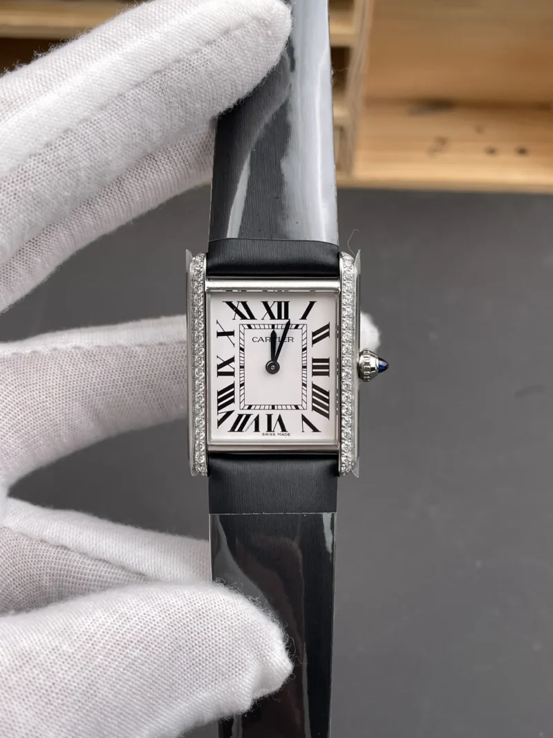 Cartier Tank Diamond Bezel 33.7x25.5mm