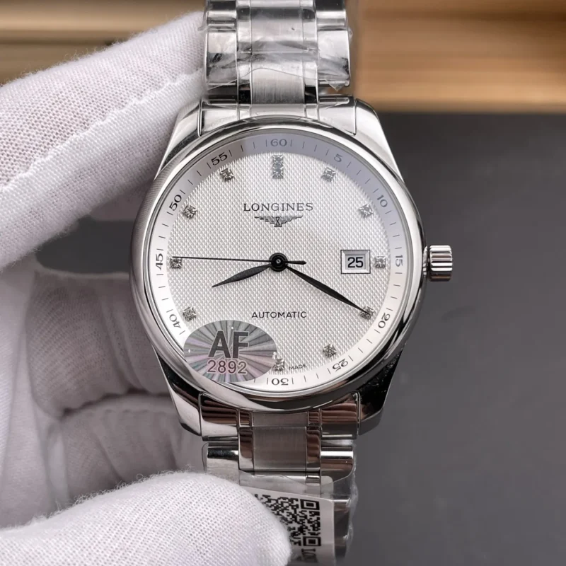 img01_0279_AF_浪琴_名匠_三针钻刻白名匠_40mm_2892机芯.webp Longines Master Collection Diamond Markers 40mm