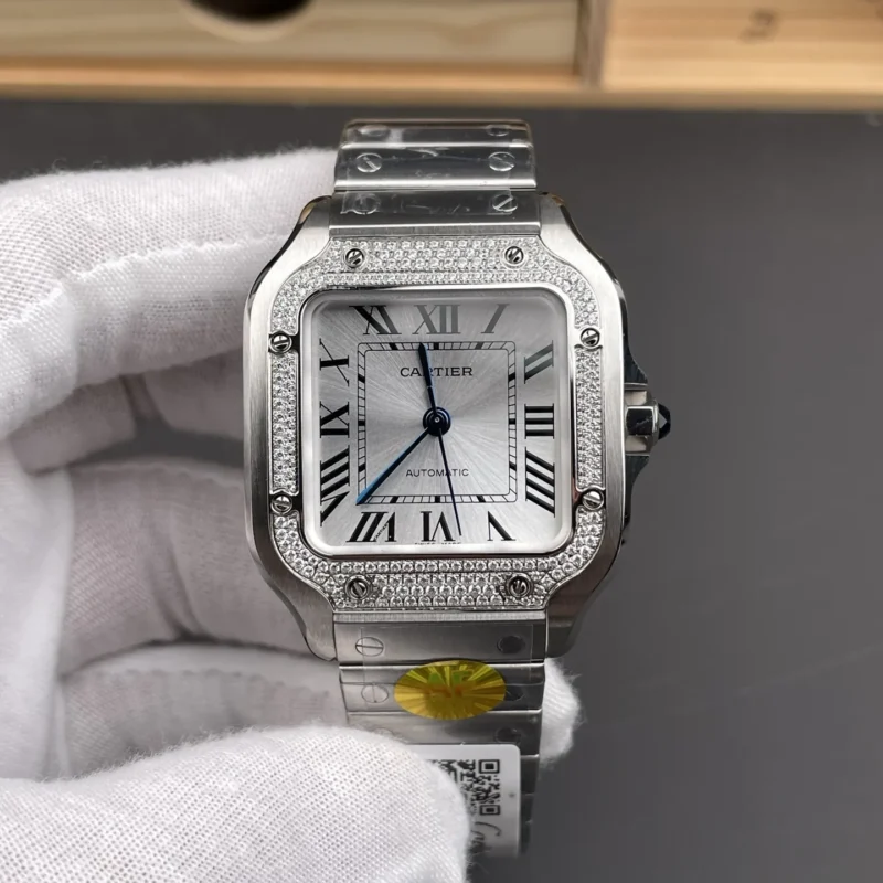 img01_0308_AF_卡地亚_山度士_钻圈银盘_女款中号_35.1mm_9015机芯.webp Cartier Santos Diamond Bezel 35.1mm