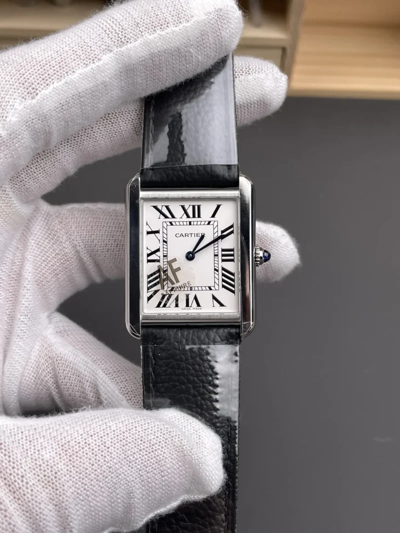 Cartier Tank Classic 34.8x27.4mm