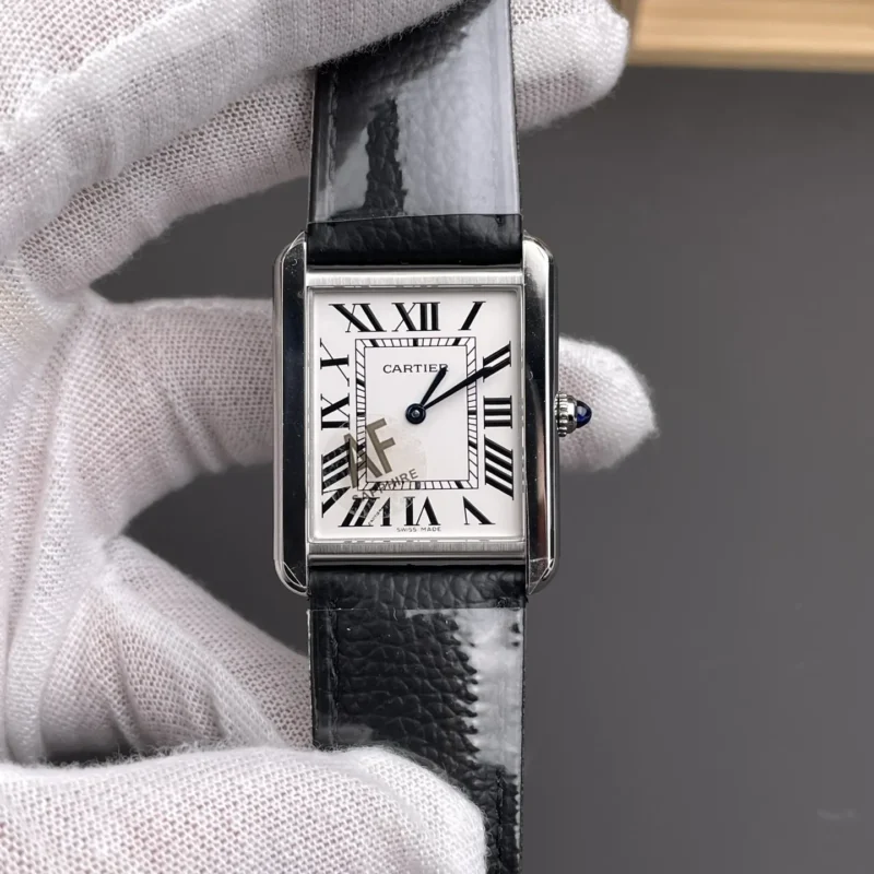img01_0309_AF_卡地亚_坦克_老款中号_34.8x27.4mm_石英款.webp Cartier Tank Classic 34.8x27.4mm