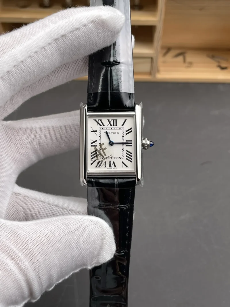 Cartier Tank White Dial 33.7x25.5mm