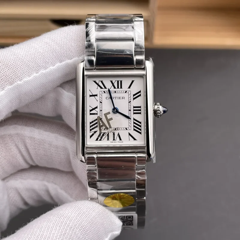 img01_0315_AF_卡地亚_坦克_钢带款_中号_新款_33.7x25.5mm_石英款.webp Cartier Tank Steel Bracelet 33.7x25.5mm