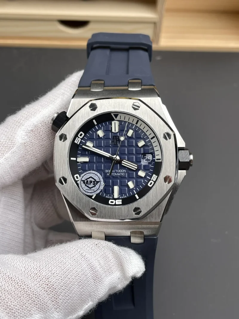 AP Royal Oak 15720 Blue Dial 42mm