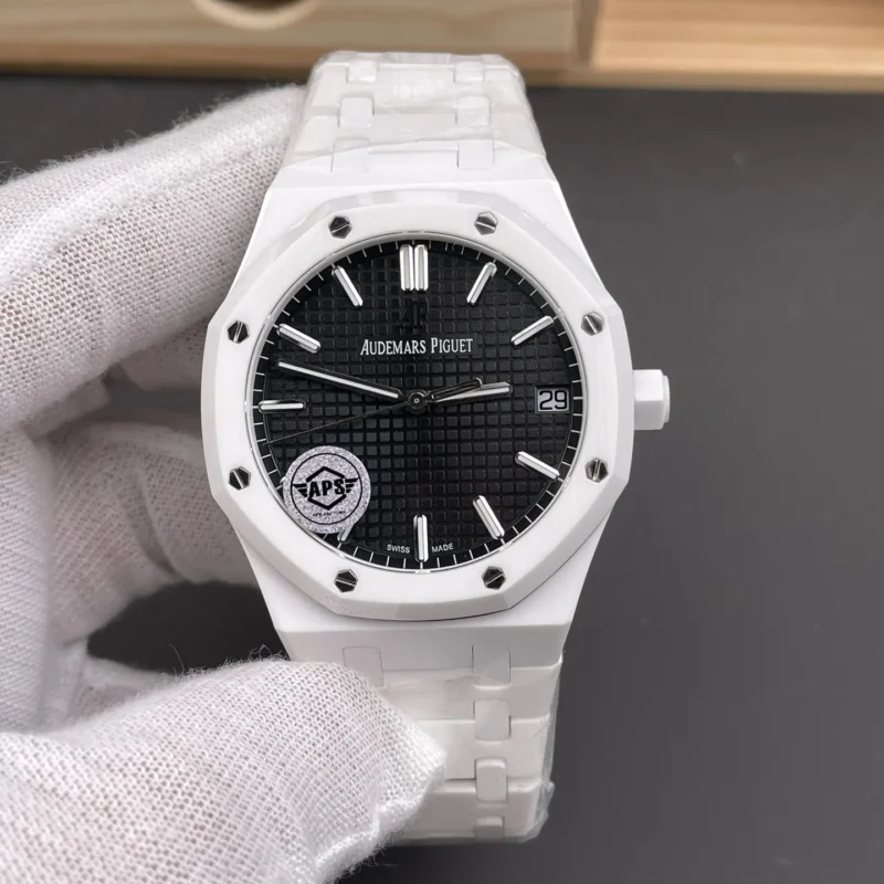 img01_0375_APS_爱彼_皇家橡树_15500_黑盘_白陶瓷_41mm_4302机芯.webp AP Royal Oak 15500 Ceramic 41mm