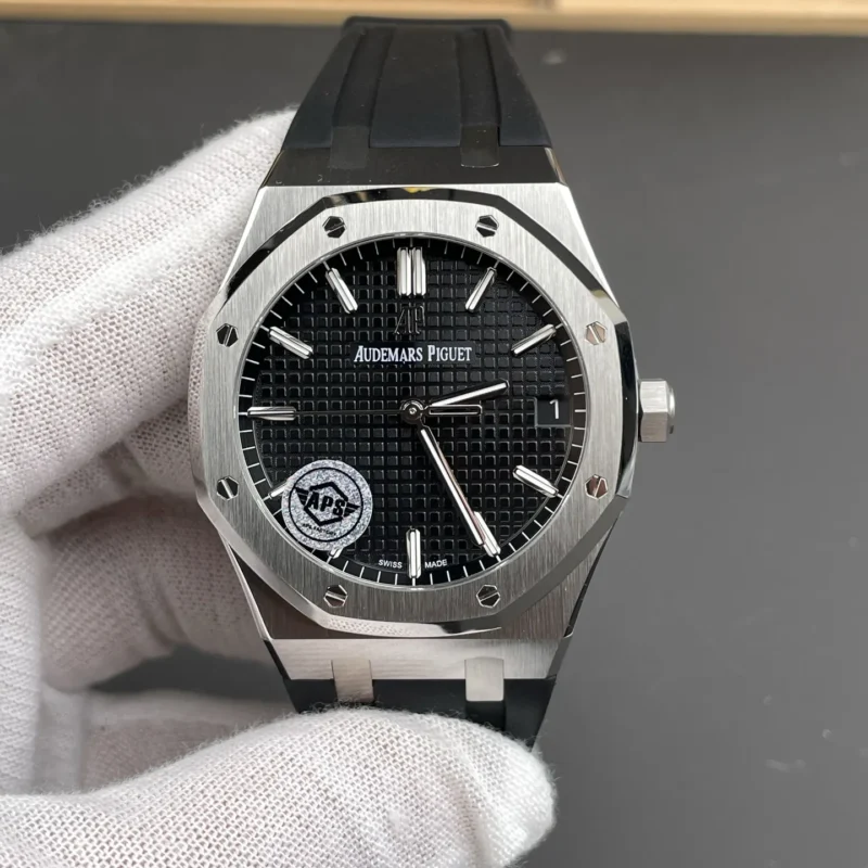 img01_0395_APS_爱彼_皇家橡树_15500_黑胶带款_41mm_4302机芯.webp AP Royal Oak 15500 Rubber Strap 41mm
