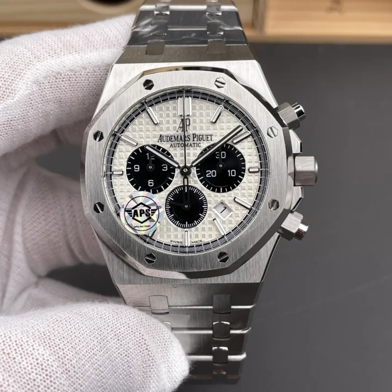 img01_0422_APS_爱彼_皇家橡树_26331_白熊猫_41mm_4801机芯.webp AP Royal Oak 26331 Panda 41mm