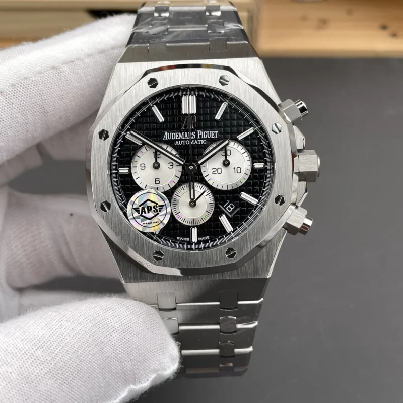 img01_0424_APS_爱彼_皇家橡树_26331_黑熊猫_41mm_4801机芯.webp AP Royal Oak 26331 Panda 41mm