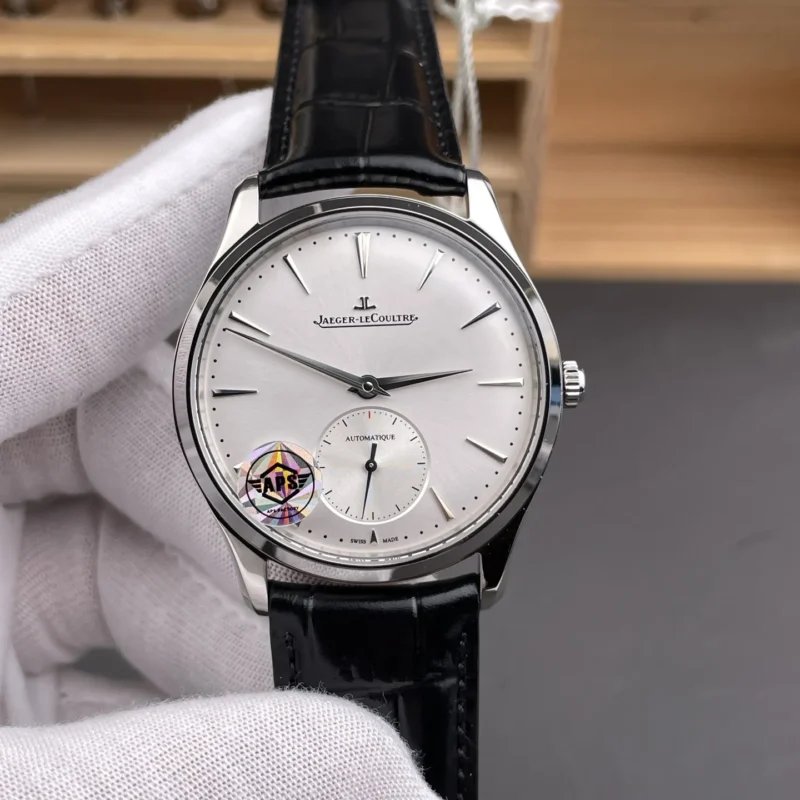 img01_0437_APS_积家_大师系列_超薄两针半_39mm_896机芯.webp Jaeger-Le Coultre Master 39mm