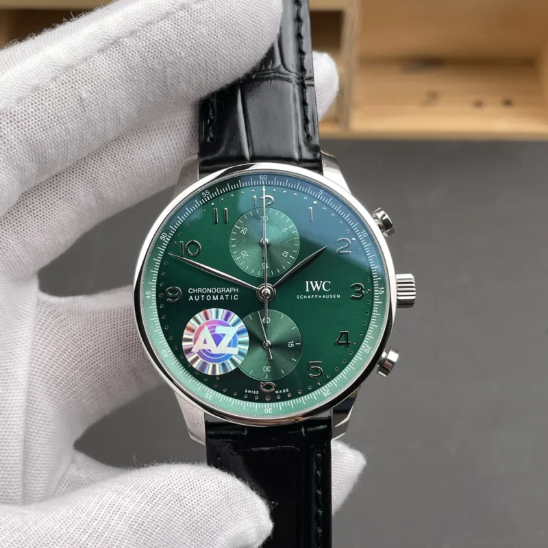 img01_0621_AZ_万国_葡萄牙系列_葡计绿盘透底_41mm_7751机芯.webp IWC Portugieser Green Dial 41mm
