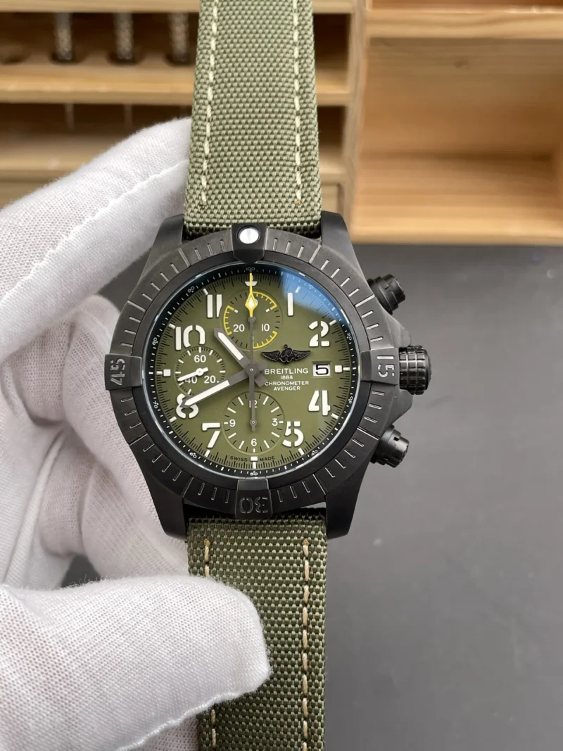 Breitling Avenger 46mm