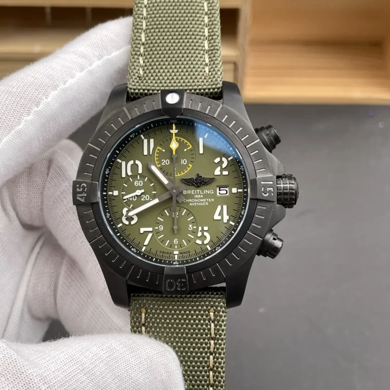 Breitling Avenger 46mm