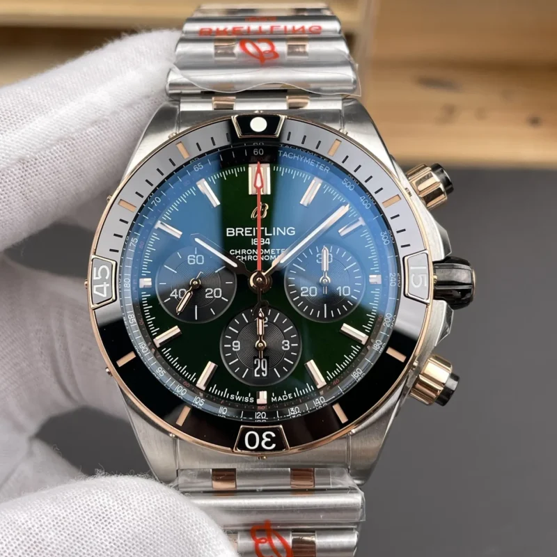 Breitling Chronomat B01rose gold Green dial 42mm