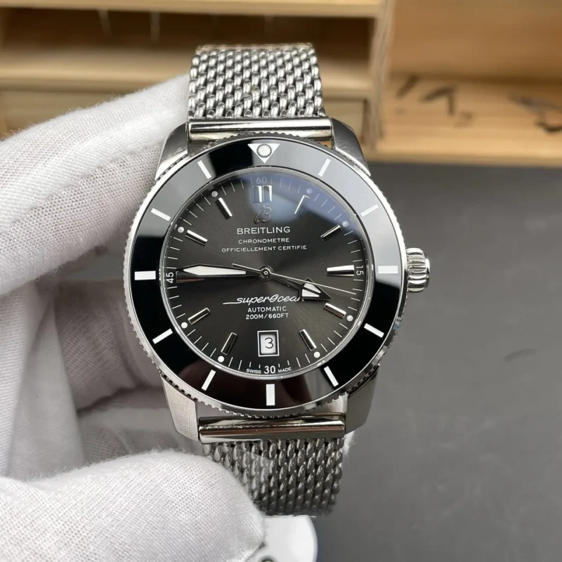 img01_0720_BLS_百年灵_超级海洋文化系列_二代灰盘水鬼_42mm_2824机芯.webp Breitling Superocean Grey Dial 42mm