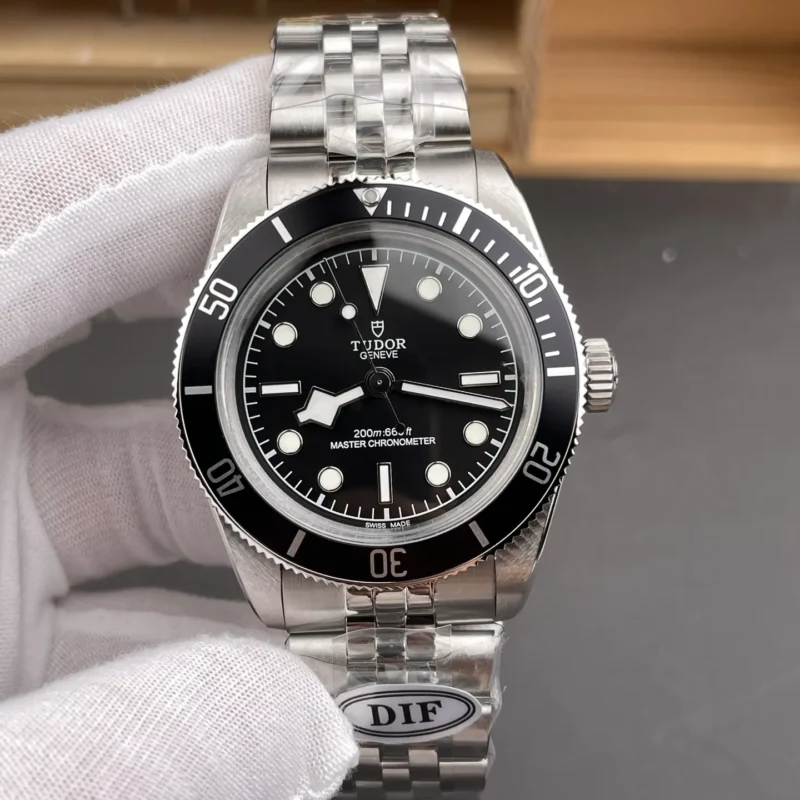img01_0979_DIF_帝肌_碧湾系列_M7941黑盘_41mm_2824机芯.webp Tudor Black Bay Black Dial 41mm