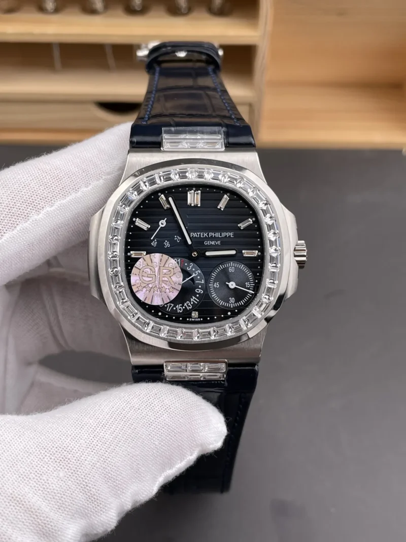Patek Philippe Nautilus 5724 Baguette Diamond 40mm