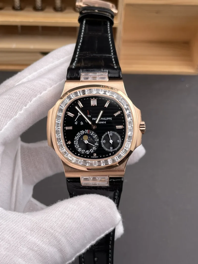 Patek Philippe Nautilus 5724 Rose Gold 40mm