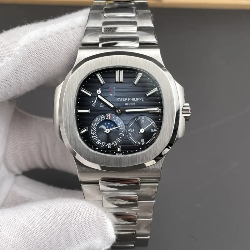 img01_1119_GR_百达翡丽_鹦鹉螺_5712_蓝盘_40mm_240机芯.webp Patek Philippe Nautilus 5712 Blue Dial 40mm