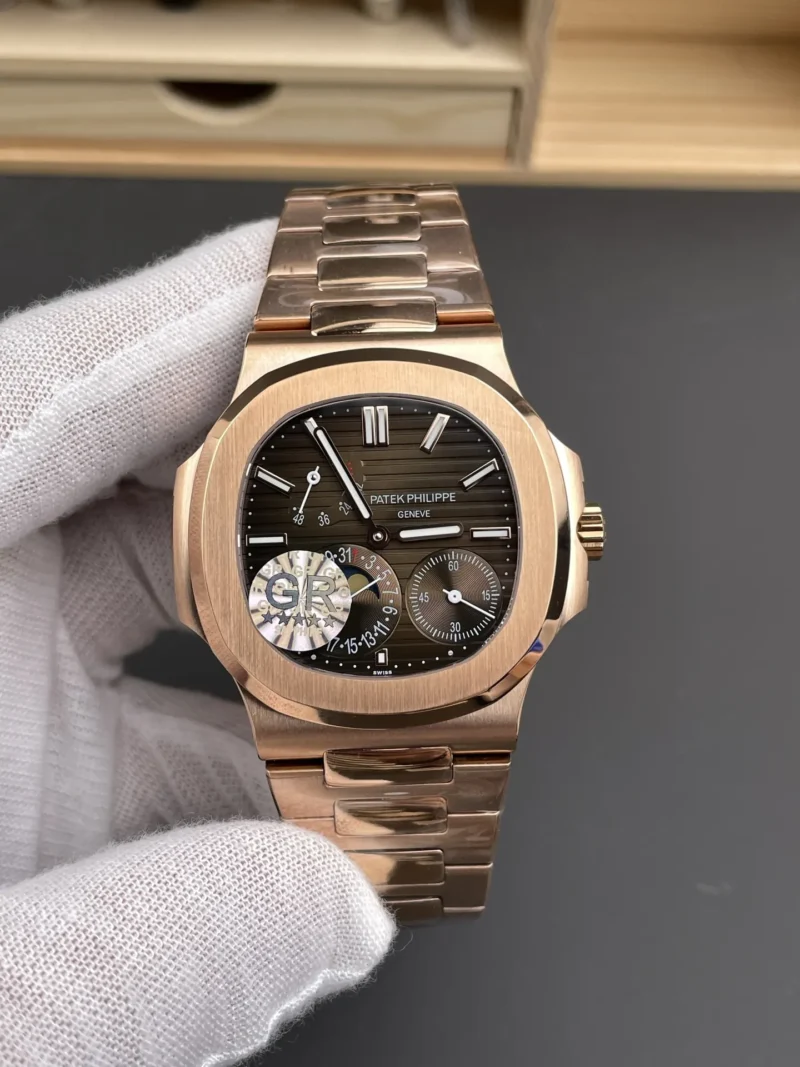 Patek Philippe Nautilus 5712 Rose Gold 40mm