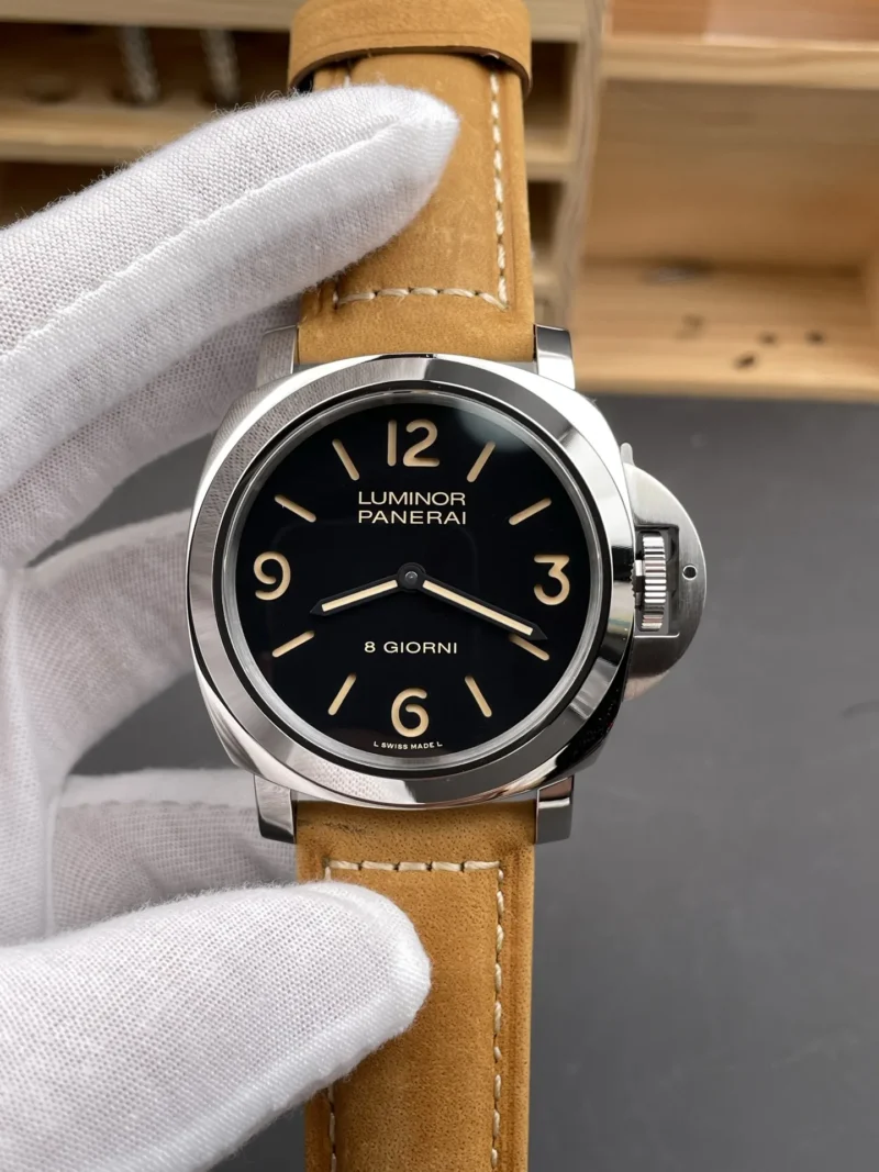 Panerai Luminor PAM00914 Black dial 44mm