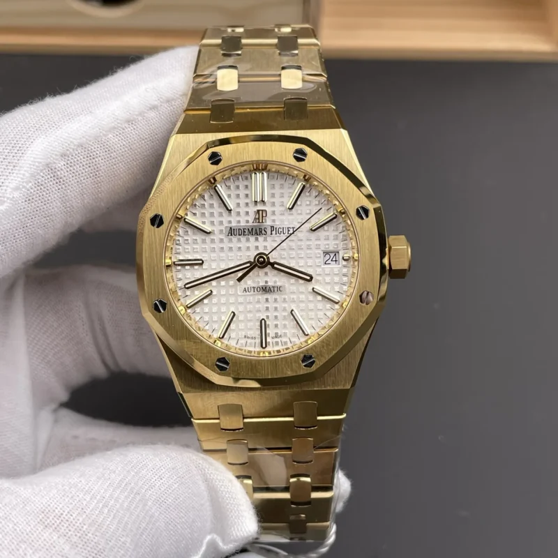 AP Royal Oak White Dial 37mm