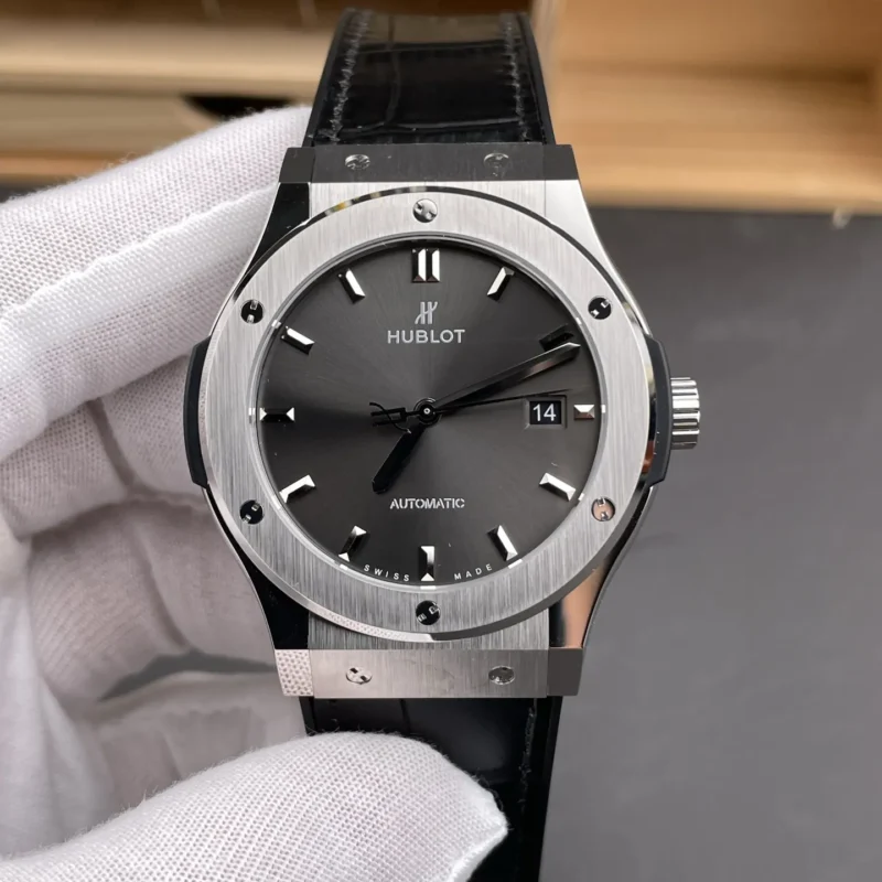 img01_1309_JJ_宇舶_经典融合系列_第一代灰盘款_42mm_2892机芯.webp Hublot Classic Fusion Grey Dial 42mm