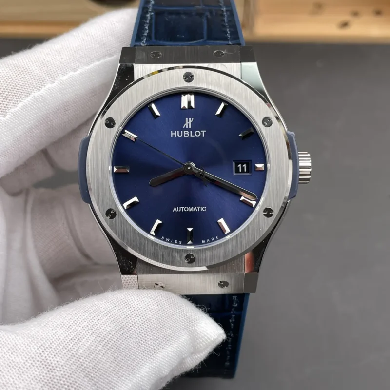 img01_1310_JJ_宇舶_经典融合系列_第一代蓝盘款_42mm_2892机芯.webp Hublot Classic Fusion Blue Dial 42mm