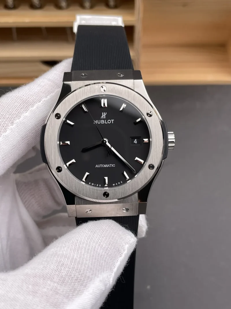 Hublot Classic Fusion Titanium 42mm