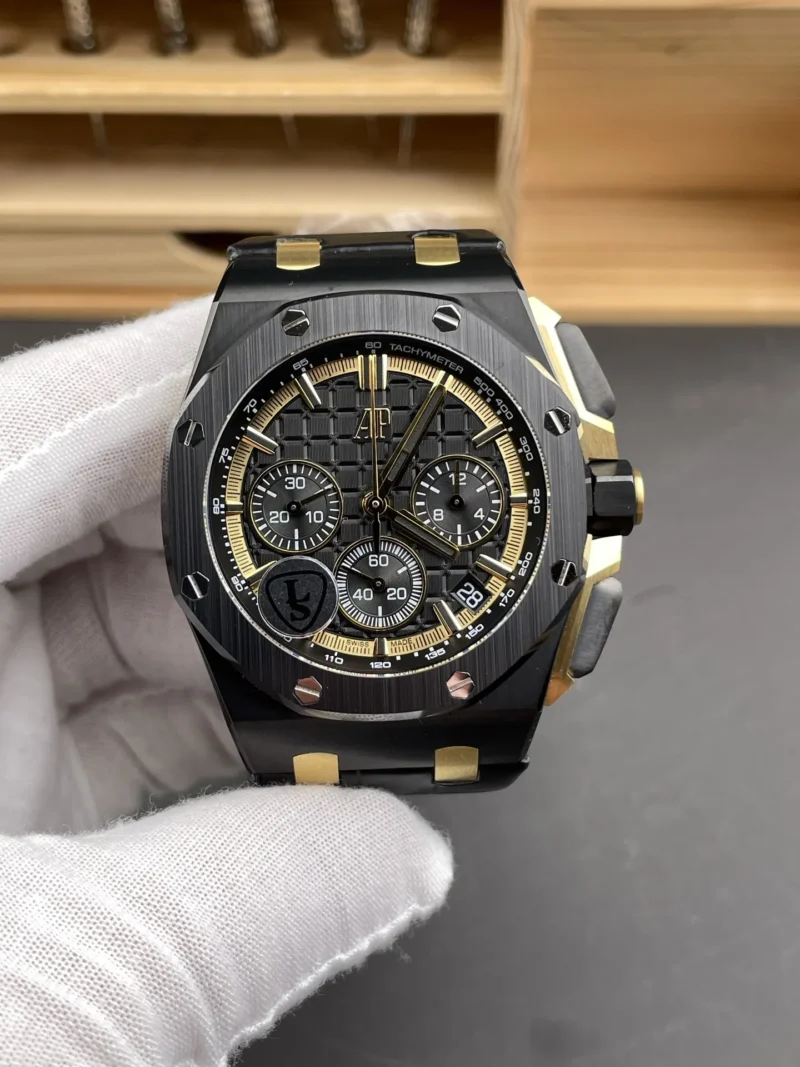 AP Royal Oak Black 44mm