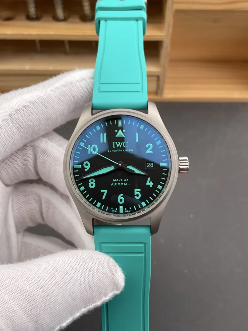 IWC Formula 1titaniumdual straps included 40mm