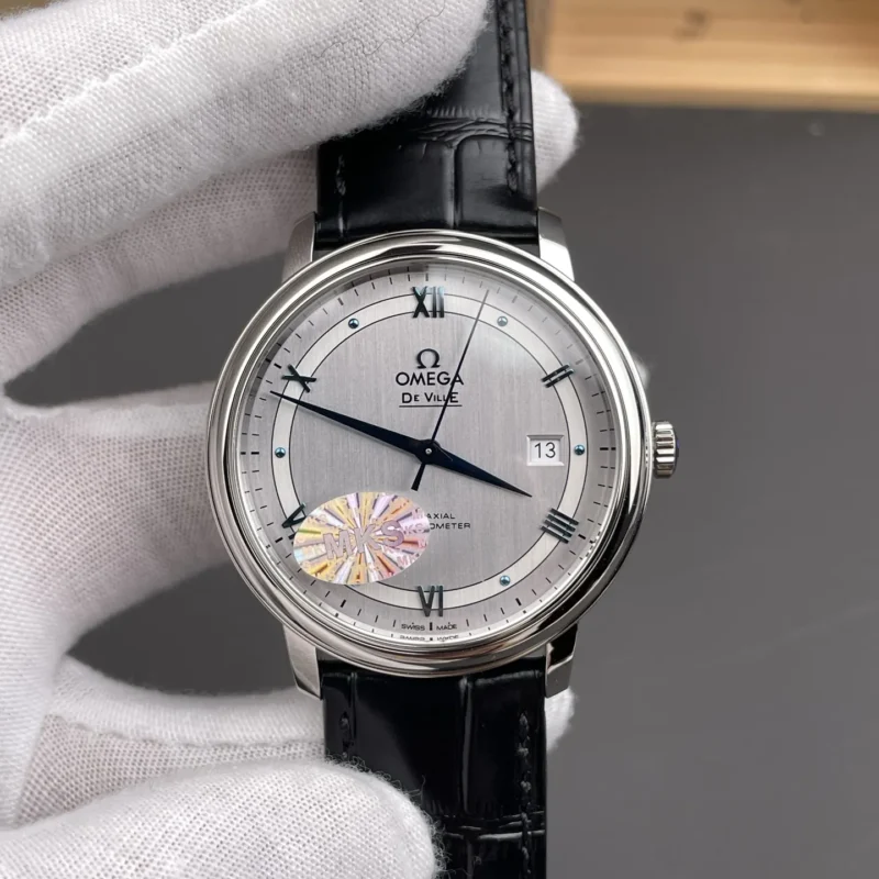 img01_1367_MKS_欧米茄_碟飞系列_轨道碟飞黑皮带灰盘_39.5mm_9015机芯.webp Omega De Ville Grey Dial 39.5mm