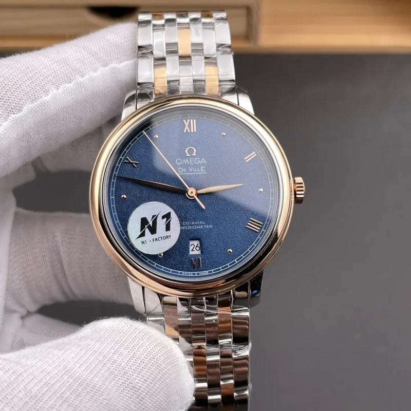 img01_1416_N1_欧米茄_碟飞系列_典雅型间金蓝盘_39.5mm_2500机芯.webp Omega De Ville Two-Tone Blue 39.5mm