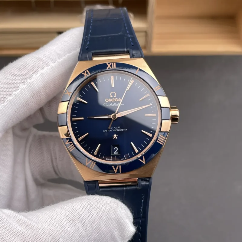 img01_1418_N1_欧米茄_星座系列_第五代玫瑰金蓝盘_41mm_8901机芯.webp Omega Constellation Rose Gold 41mm