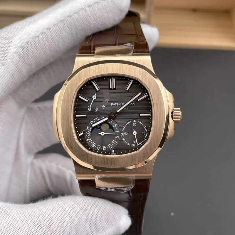 img01_1509_PPF_百达翡丽_鹦鹉螺_5712玫瑰金黑褐盘钢带款_40mm_240机芯.webp Patek Philippe Nautilus Rose Gold 40mm