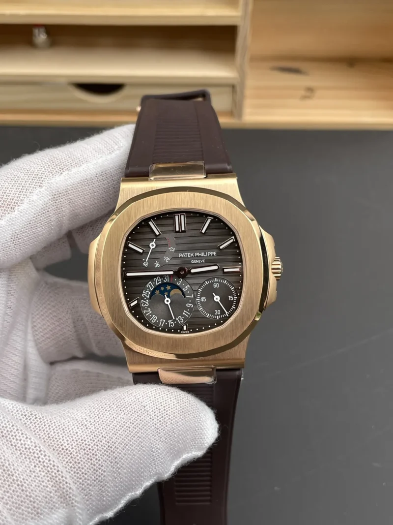 Patek Philippe Nautilus Rose Gold 40mm