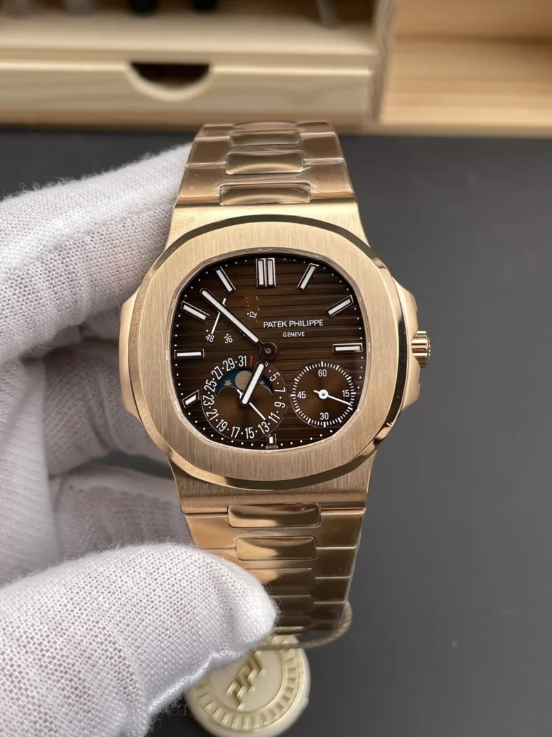 Patek Philippe Nautilus Rose Gold 40mm