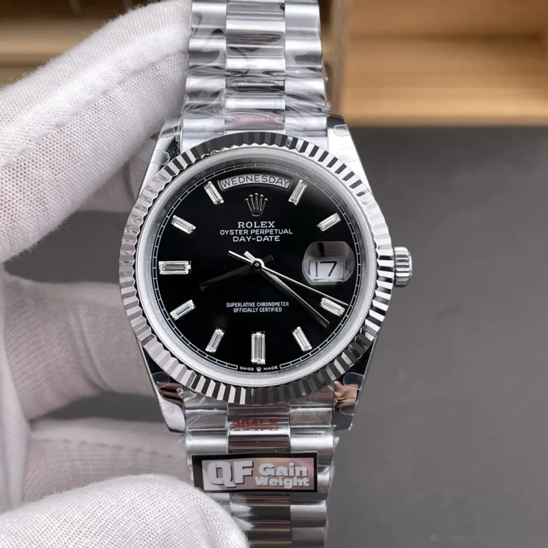 img01_1543_QF_劳力士_星期日志_DD_白金黑冰糖_40mm_2836机芯.webp Rolex Day-Date Black Baguette Diamond 40mm