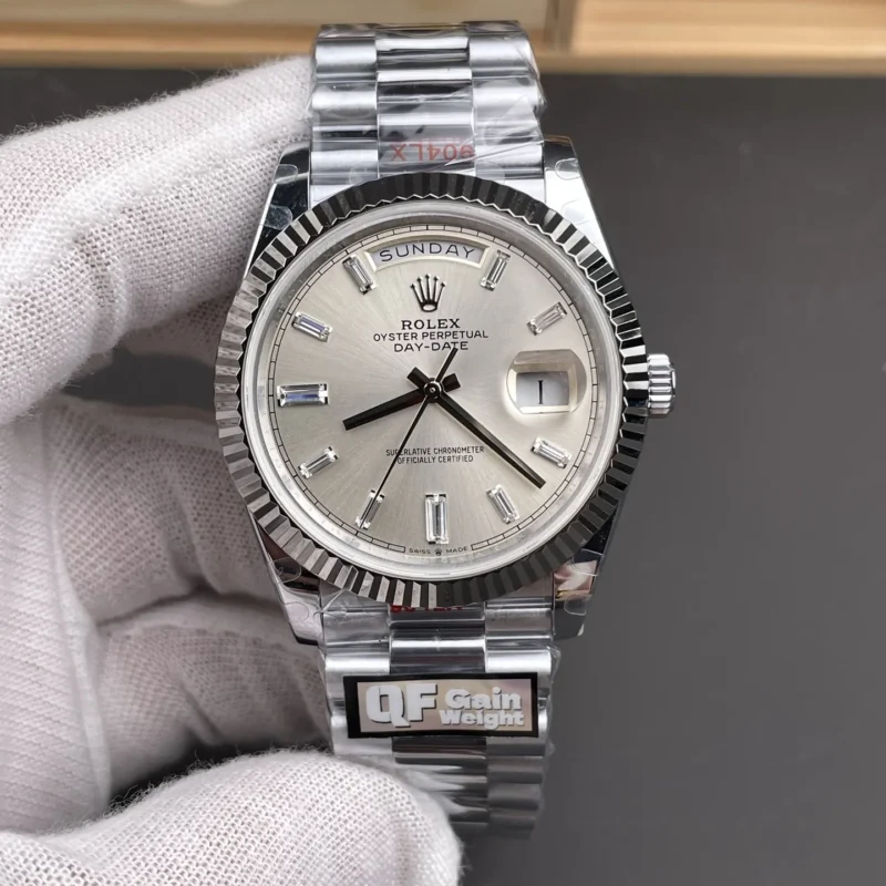 img01_1580_QF_劳力士_星期日志_DD_白金银盘_40mm_2836机芯.webp Rolex Day-Date White Gold 40mm