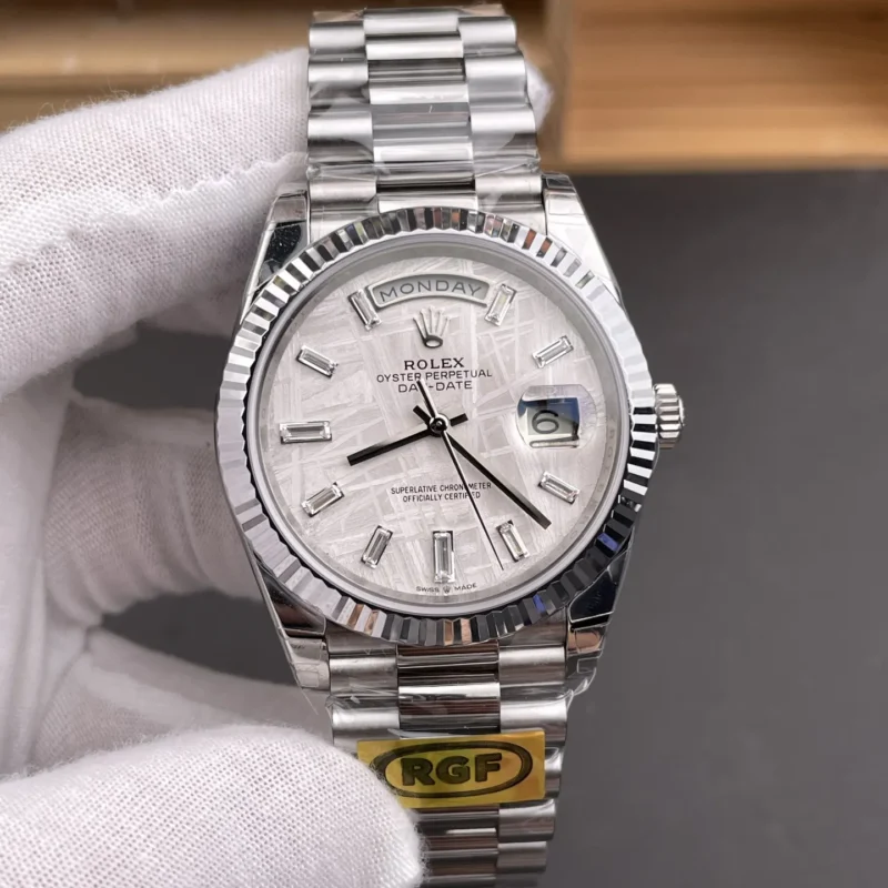 img01_1637_RGF_劳力士_星期日志_DD_白金陨石_40mm_3255机芯.webp Rolex Day-Date Meteorite 40mm