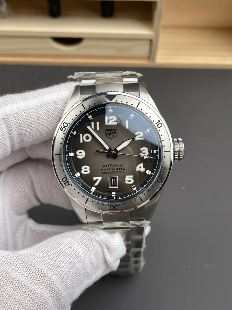 TAG Heuer Vintage Black 42mm