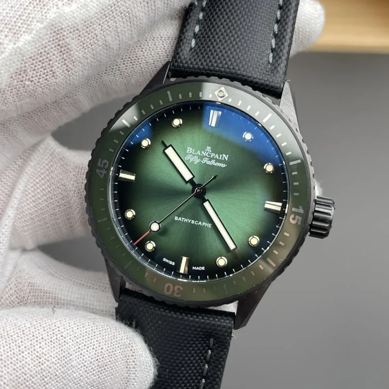 img01_1735_TW_宝珀_五十噚系列_极光绿_五十噚陶瓷_43.6mm_1315机芯.webp Blancpain Fifty Fathoms Ceramic 43.6mm
