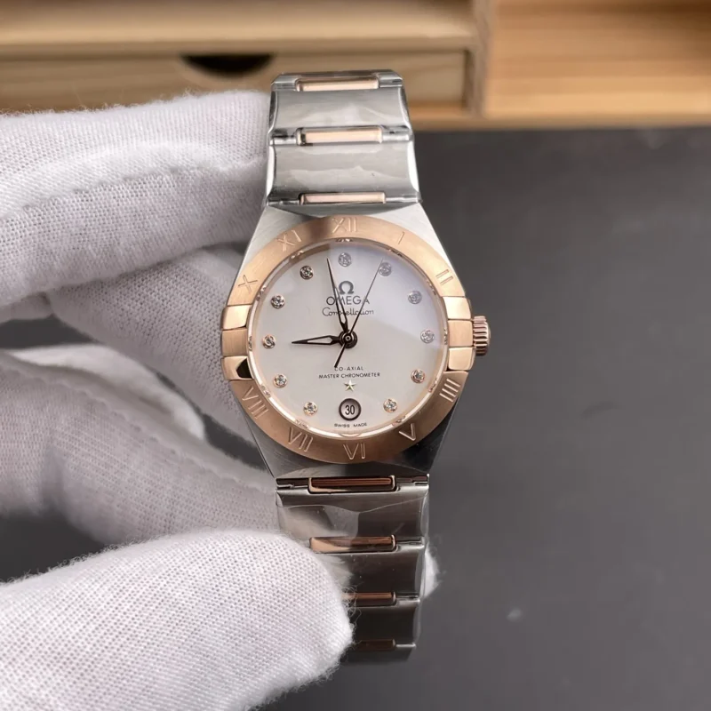 img01_1754_TWS_欧米茄_星座系列_五代星座_间枚金女款_29mm_8700机芯.webp Omega Constellation Ladies 29mm