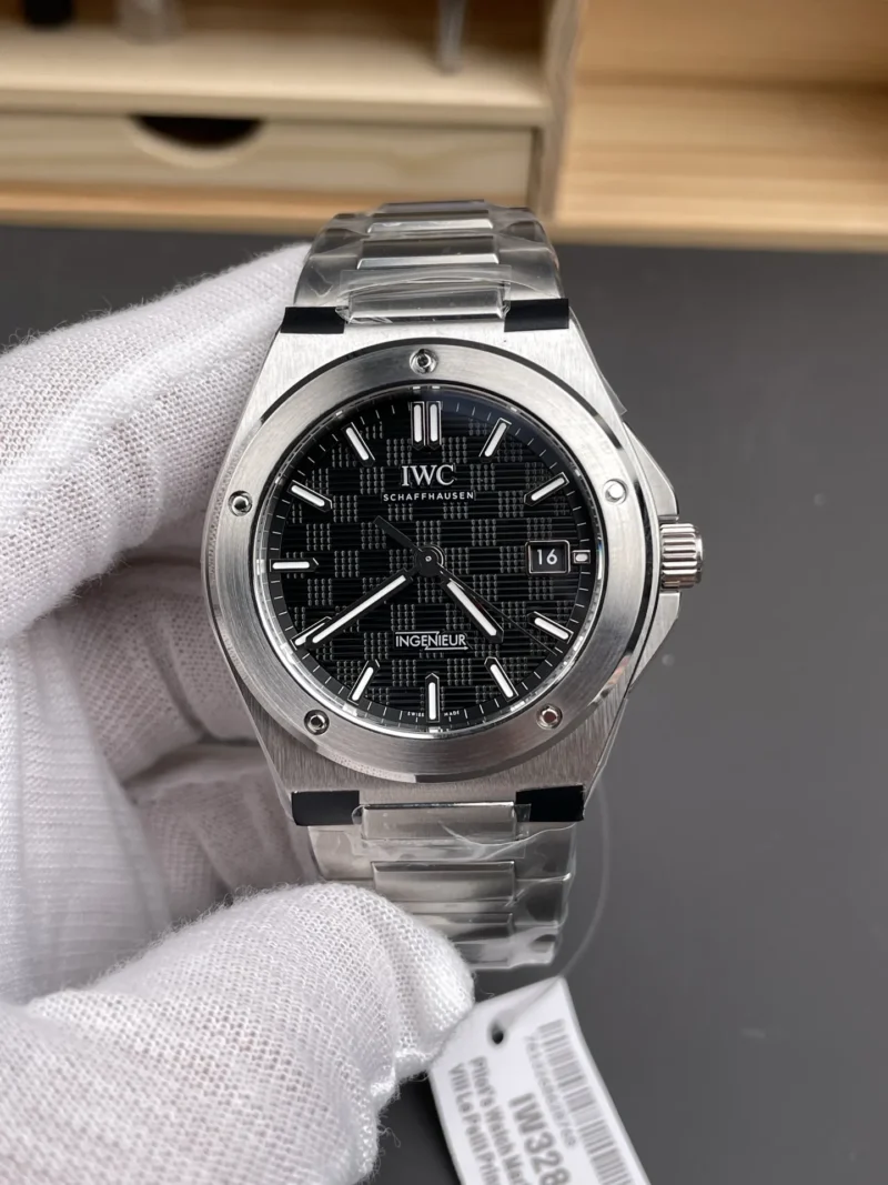 IWC Ingenieur Black Dial 40mm